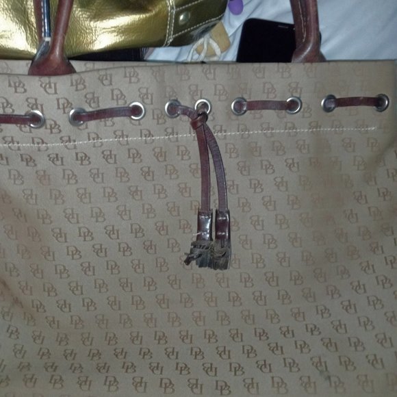 Dooney & Bourke Handbags - Dooney & Burke handbag